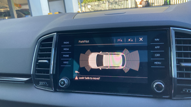 Skoda Karoq 2.0 TDI Scout 4x4 5dr DSG Diesel Estate